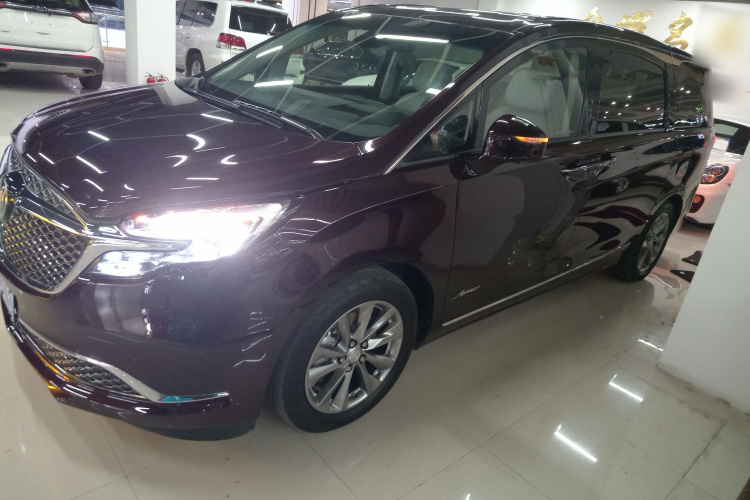 别克GL8 2022款 Avenir艾维亚 六座贤礼版车身外观4