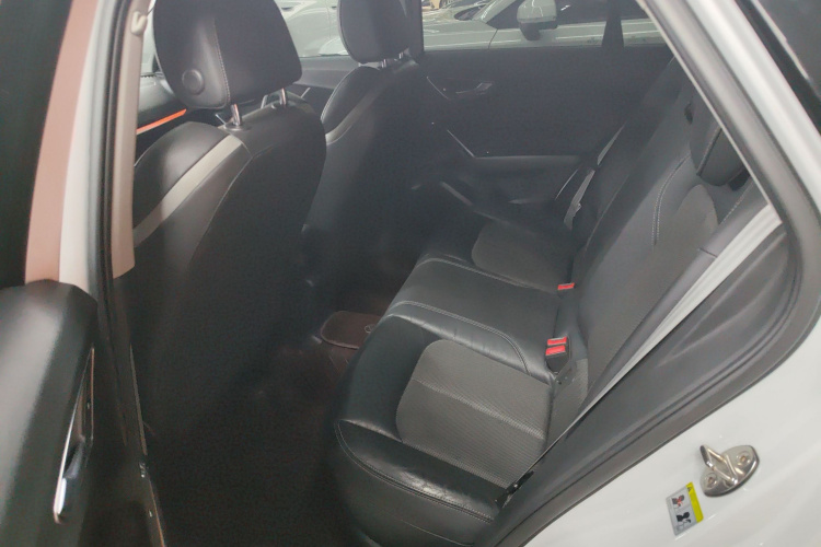 奥迪Q2L 2020款 35 TFSI 时尚动感型中控内饰21