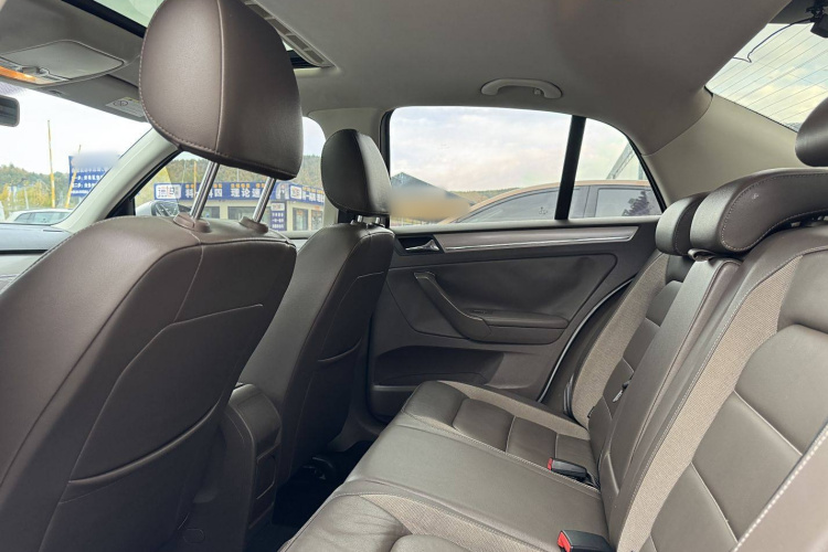 大众 宝来 2014款 1.6L 自动舒适型中控内饰7002