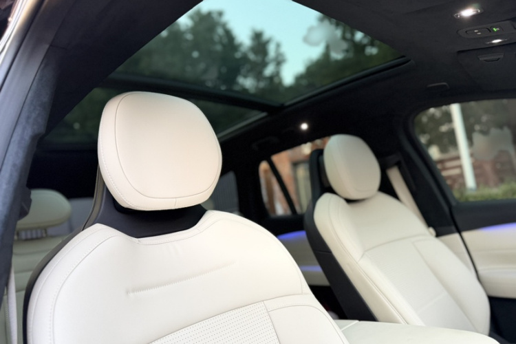 蔚来ES6 2024款 75kWh中控内饰7006