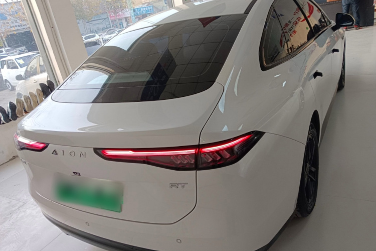 埃安 AION RT 2025款 520智享版车身外观6
