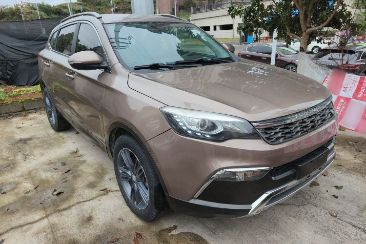 猎豹汽车 猎豹CS10 2017款 2.0T 手动新锐型车身外观3