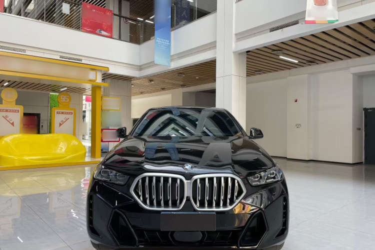宝马X6 2023款 xDrive40i M运动套装车身外观6003