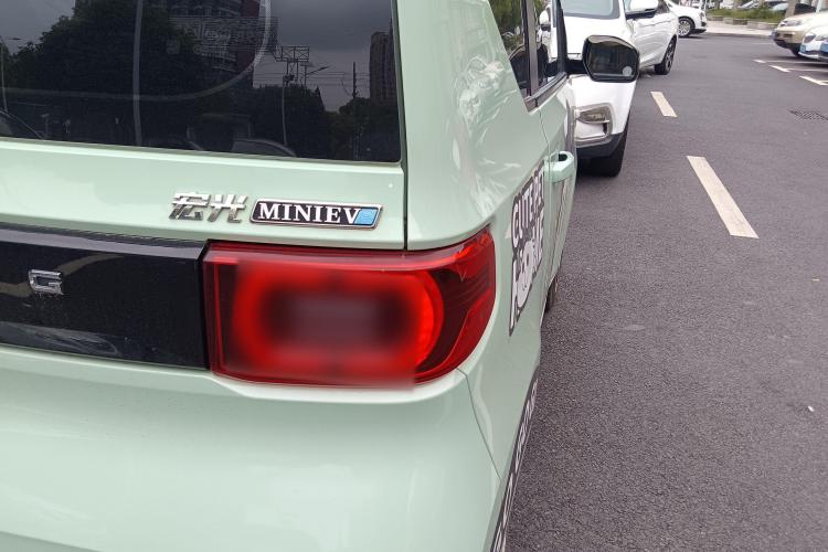 五菱汽车 宏光MINIEV 2022款 马卡龙臻享款 磷酸铁锂车身外观6006