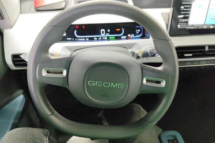 吉利银河 2024款 熊猫mini 200km 耐力熊局部细节13