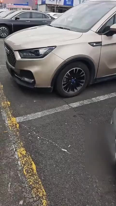 君马汽车 君马S70 2018款 1.5T 自动舒适型 7座讲解1