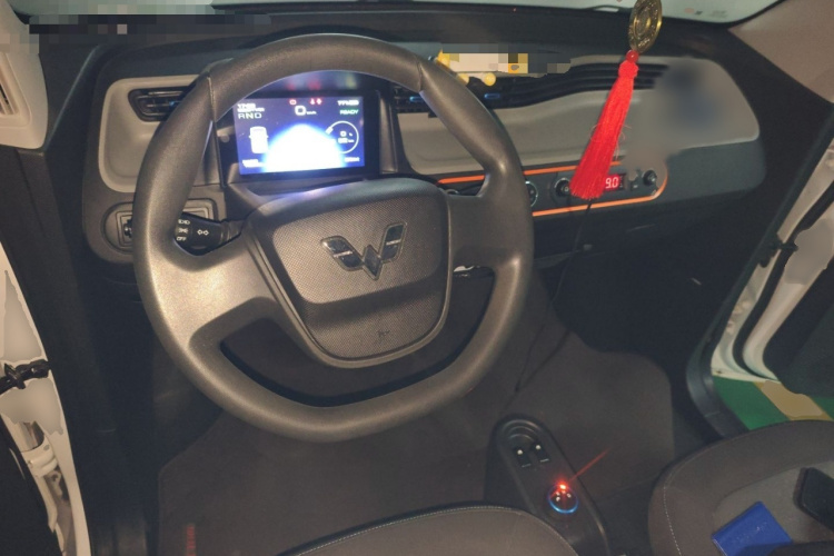 五菱汽车 宏光MINIEV 2022款 自在款 磷酸铁锂中控内饰7002