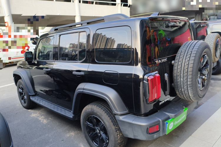 坦克300 2023款 越野版 2.0T 挑战者车身外观6003