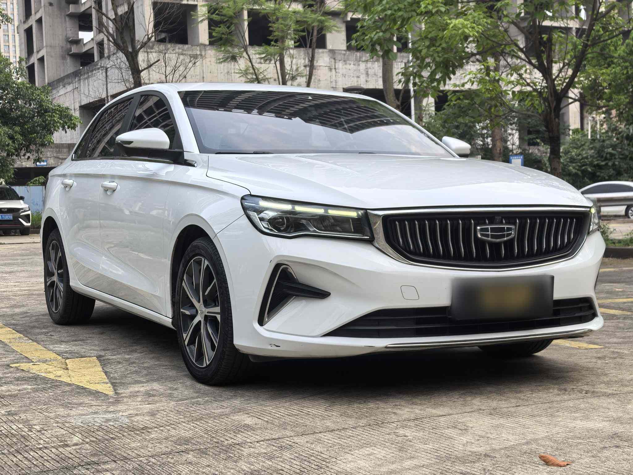 吉利汽车 帝豪 2023款 第4代冠军版 1.5L CVT尊贵型(3)