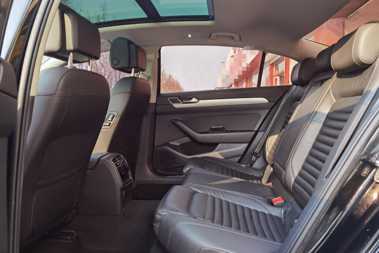 大众 迈腾 2017款 330TSI DSG 领先型中控内饰7002