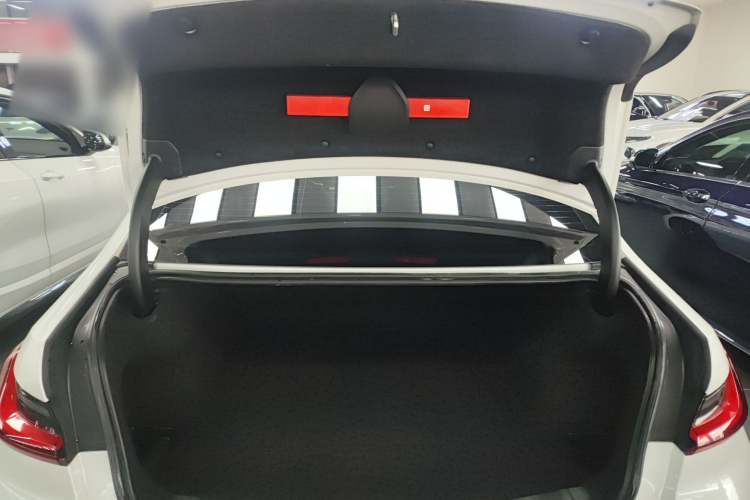 宝马3系 2024款 325i M运动曜夜套装局部细节23