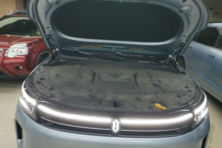 鸿蒙智行 问界M7 2024款 1.5T 智驾四驱Pro版 5座机舱底盘24