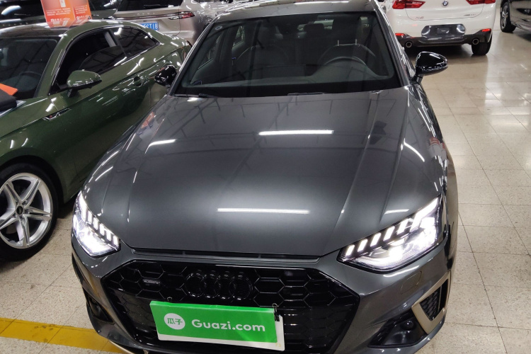 奥迪A4L 2024款 40 TFSI quattro RS套件燃速型车身外观6001