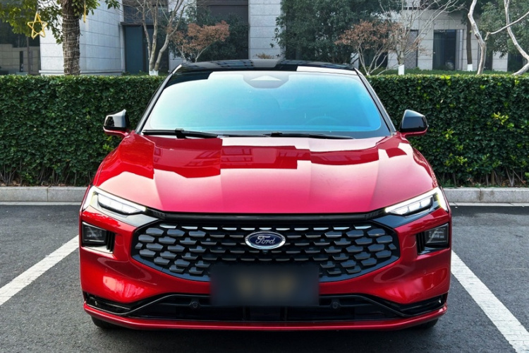 福特 蒙迪欧 2023款 EcoBoost 245 至尊型车身外观6006