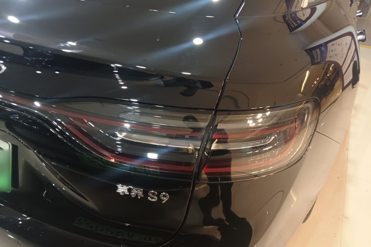 鸿蒙智行 享界S9 2024款 纯电 Ultra 四驱旗舰版车身外观6003