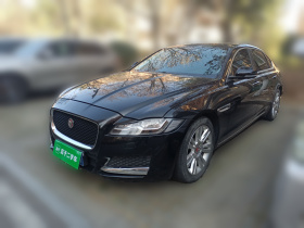 捷豹XFL 2018款 XFL 2.0T 250PS 豪华版