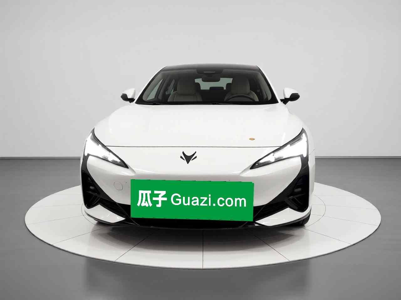 ARCFOX极狐 极狐 阿尔法S5 2025款 560PRO 185kW(1)