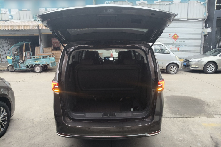 别克GL8 2022款 陆上公务舱 652T 豪华型局部细节23