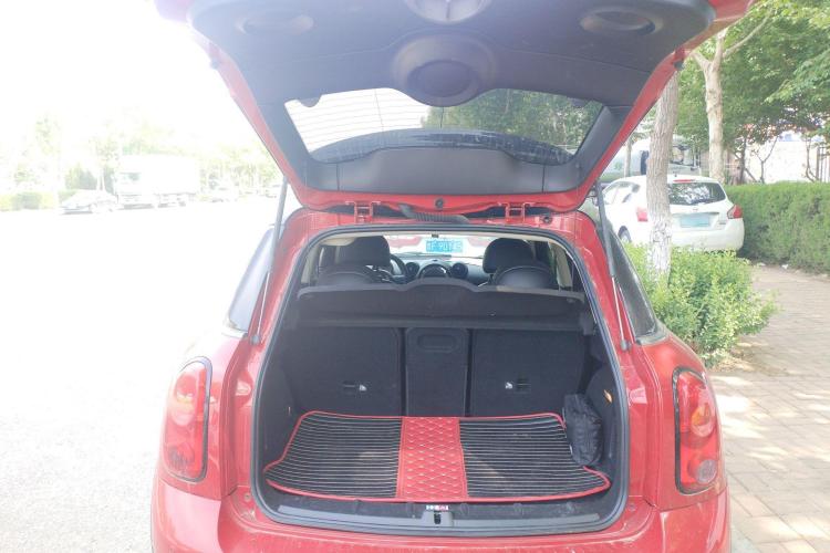 MINI Countryman 2016款 1.6T COOPER ALL4 Excitement装备控局部细节23