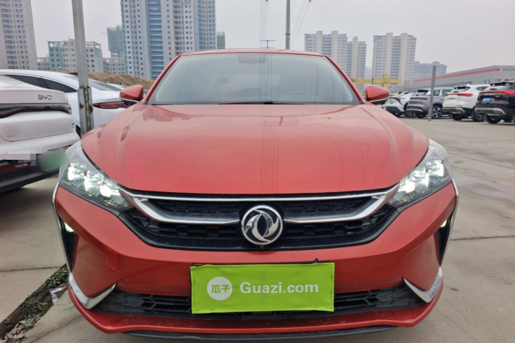 东风风神 奕炫 2020款 230T 自动炫酷版车身外观2