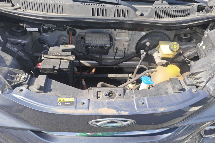 奇瑞 小蚂蚁 2022款 甜粉款 半糖版 三元锂 30kW 408km局部细节24