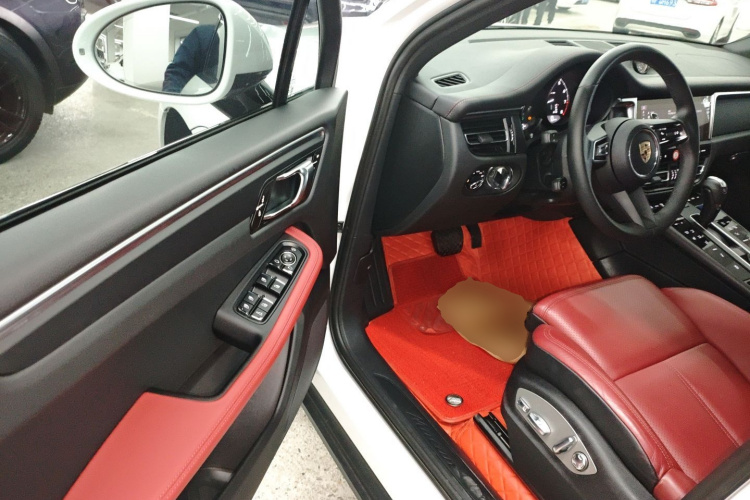 保时捷 2024款 Macan 2.0T中控内饰20