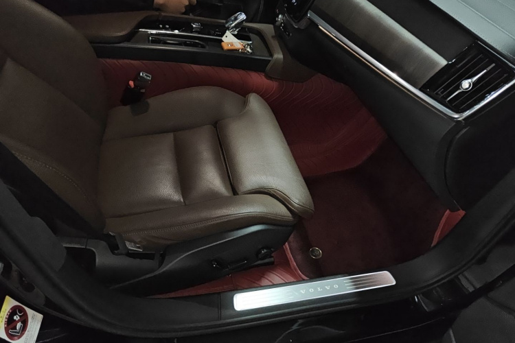 沃尔沃S90 2022款 B5 智远豪华版局部细节41