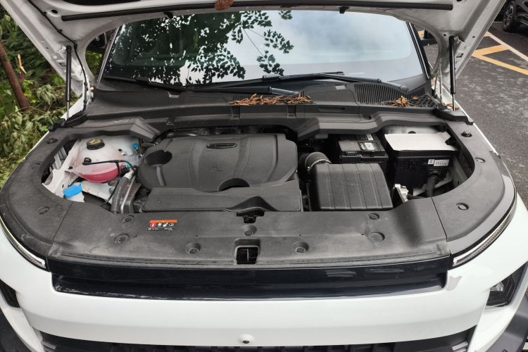 吉利汽车 吉利牛仔 2025款 1.5TD 潮玩版机舱底盘24