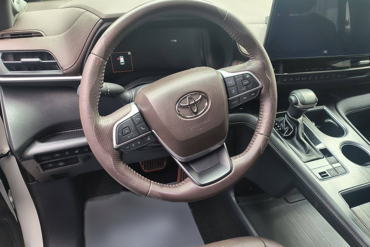 丰田 赛那SIENNA 2021款 2.5L混动 铂金版局部细节13