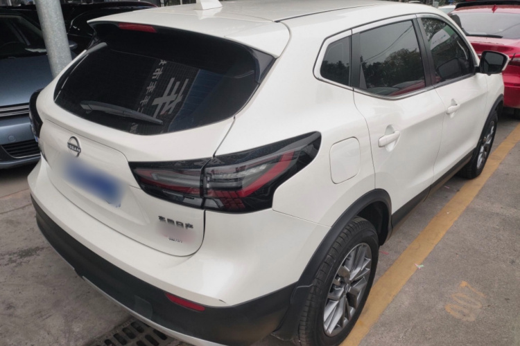 日产 逍客 2025款 荣誉 2.0L CVT XV真心版车身外观6005