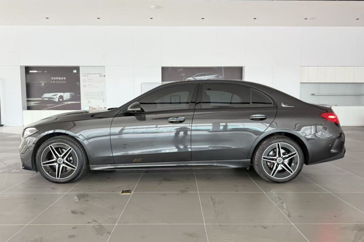 奔驰C级 2025款 C 260 L 皓夜运动版车身外观6010