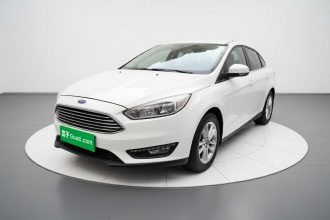 福特 福克斯 2017款 三厢 1.6L 手动风尚型智行版