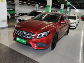 奔驰GLA 2019款 GLA 200 时尚型