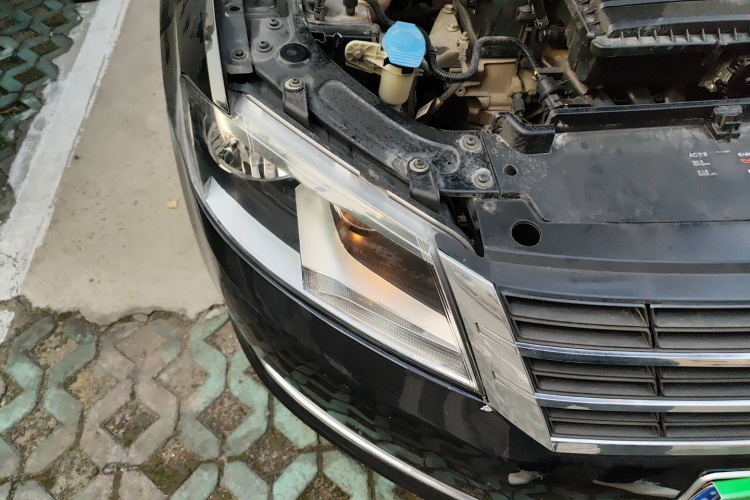 大众 朗逸 2013款 改款经典 1.6L 手动舒适版车身外观6006