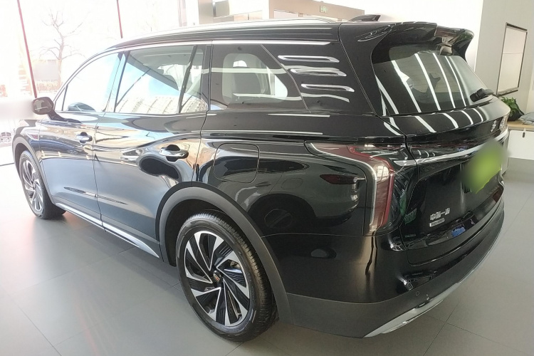 红旗HS7 PHEV 2024款 2.0T PHEV 四驱旗畅版 6座车身外观4
