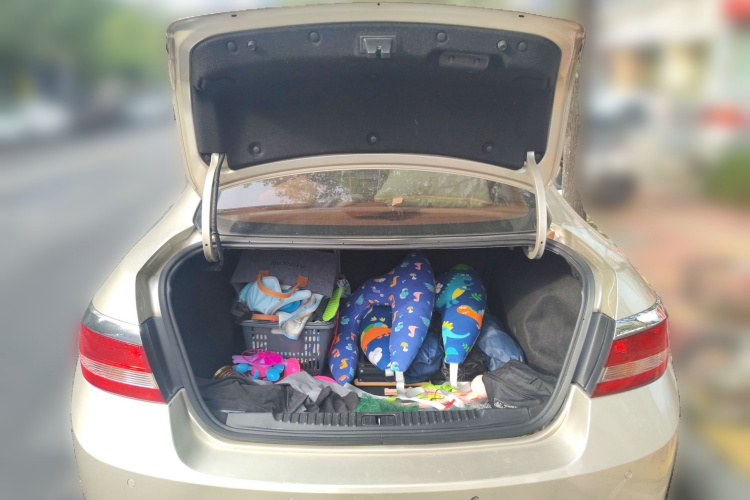 别克 英朗 2013款 GT 1.6L 自动时尚版中控内饰23