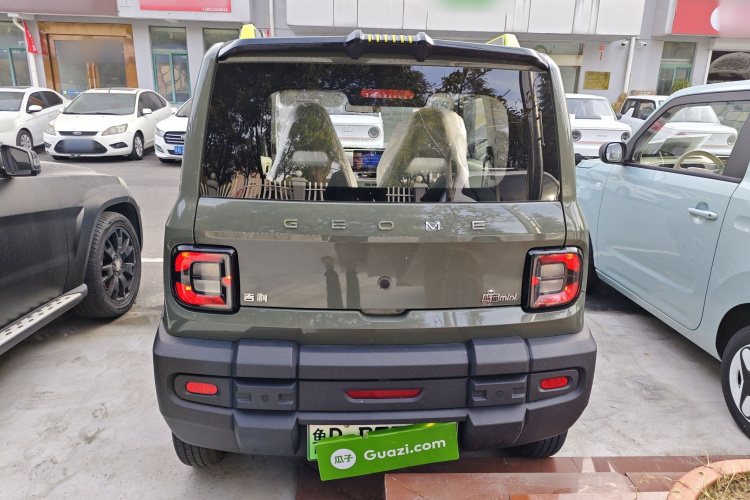 吉利银河 2025款 210km 熊猫骑士车身外观6