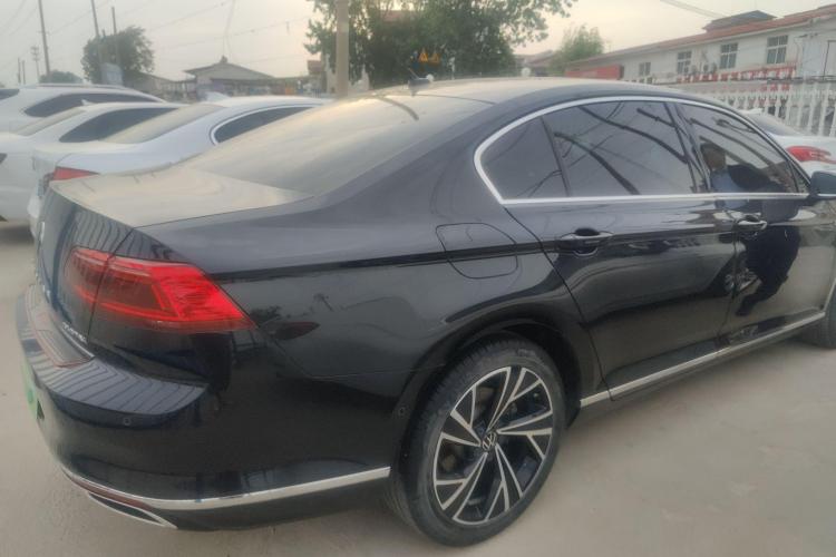 大众 迈腾 2020款 330TSI DSG 尊贵型车身外观6003