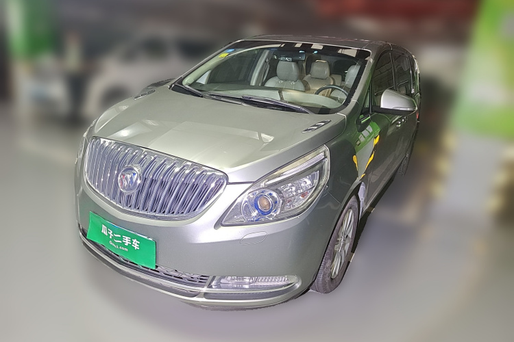 别克GL8 2013款 3.0L XT豪华商务旗舰版车身外观1