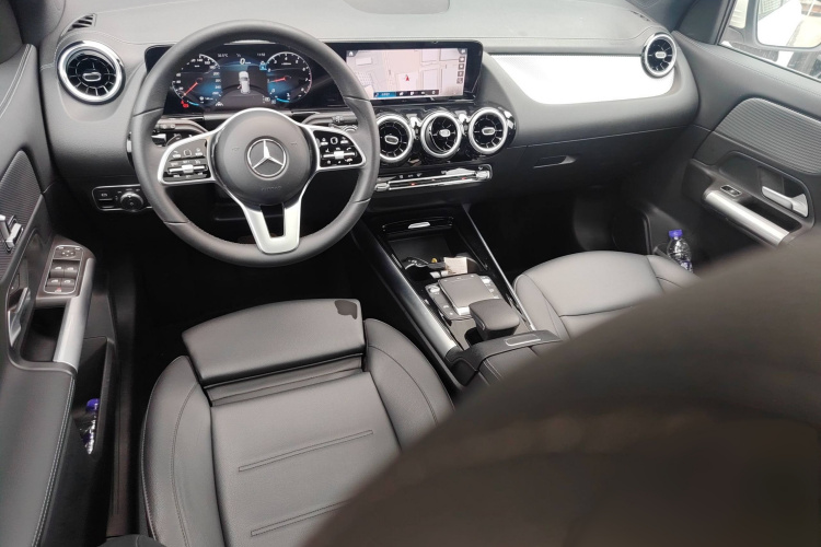 奔驰GLA 2023款 GLA 200局部细节13