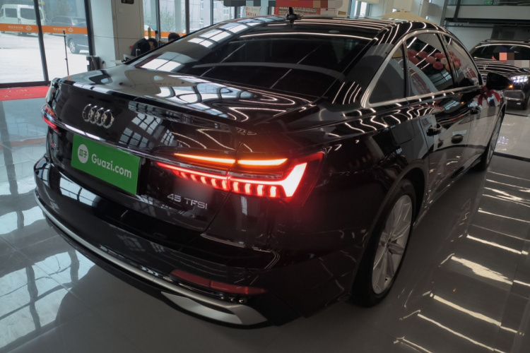 奥迪A6L 2024款 45 TFSI 臻选动感型车身外观7