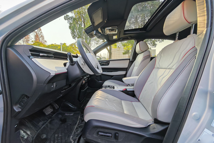 灵悉L 2025款 头号玩家版+超级加倍选装包局部细节19