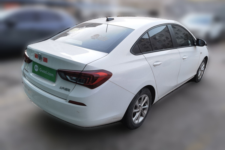 别克 凯越 2020款 15N CVT精英型车身外观7