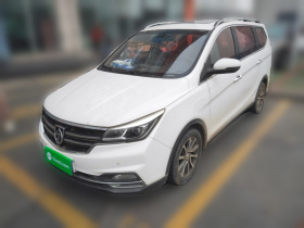 宝骏730 2017款 1.5T 手动尊享型 7座