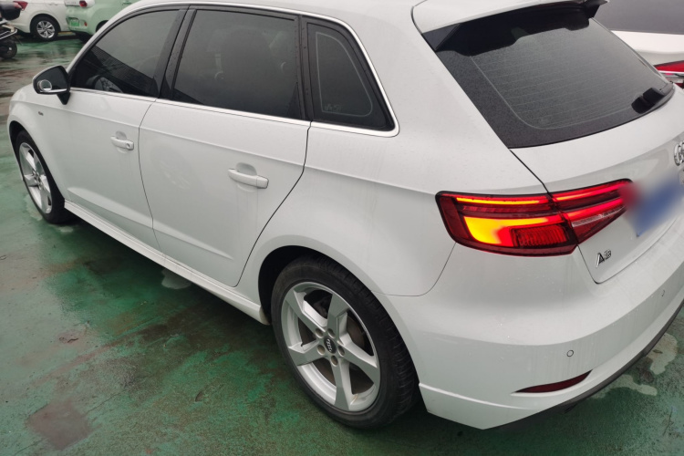 奥迪A3 2019款 Sportback 35 TFSI 时尚型 国V车身外观4