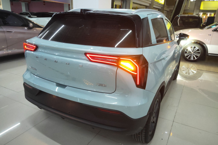 吉利几何E萤火虫 2024款 401km 萤光车身外观6005