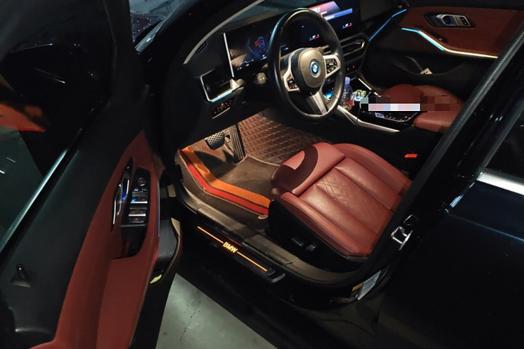 宝马i3 2022款 eDrive 35 L中控内饰7003