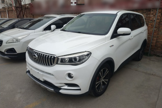 SWM斯威汽车 SWM斯威X7 2020款 2.0L 手动冠军版 7座