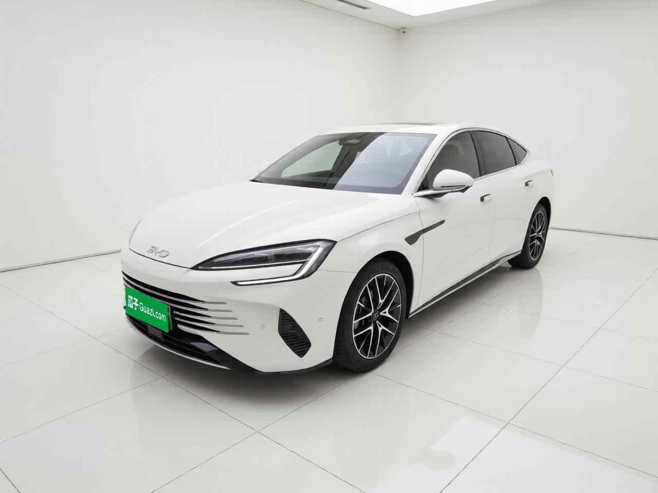 比亚迪 海豹07 DM-i 2025款 DM-i 1.5L 125km 精英型(2)