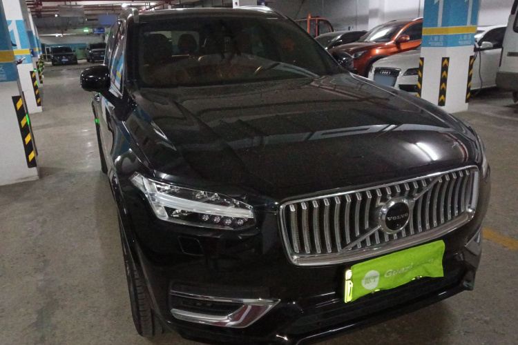 沃尔沃XC90新能源 2021款 E驱混动 T8 智尊豪华版 7座车身外观3